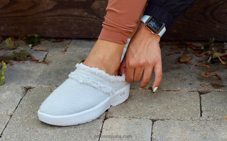 gris claro 0R40F106 zapato tipo mule oocoozie para mujer OOFOS