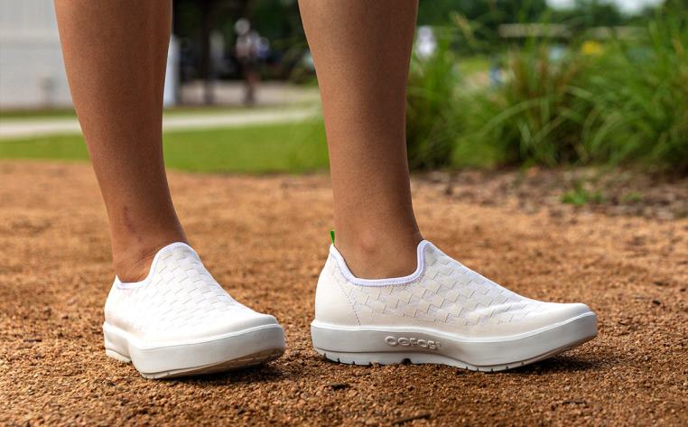 corrector blanco 0R40F90 zapato bajo oomg eezee para mujer OOFOS